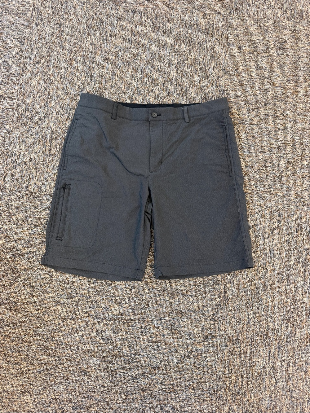 Greg Norman Collection Charcoal Gray Performance Chino Shorts Size 34 Active